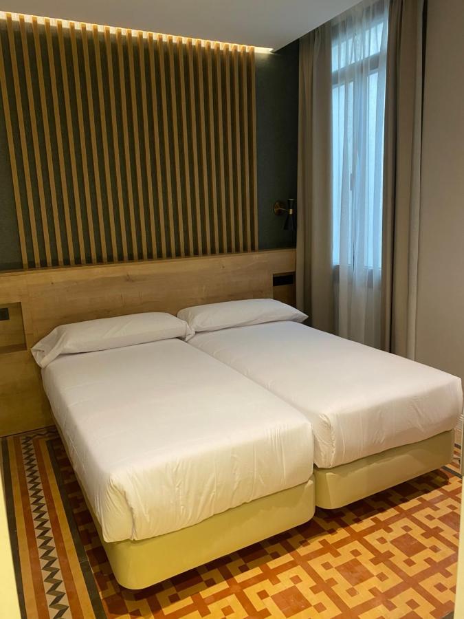 Fontanella By Bcn Urban Rooms Барселона Экстерьер фото